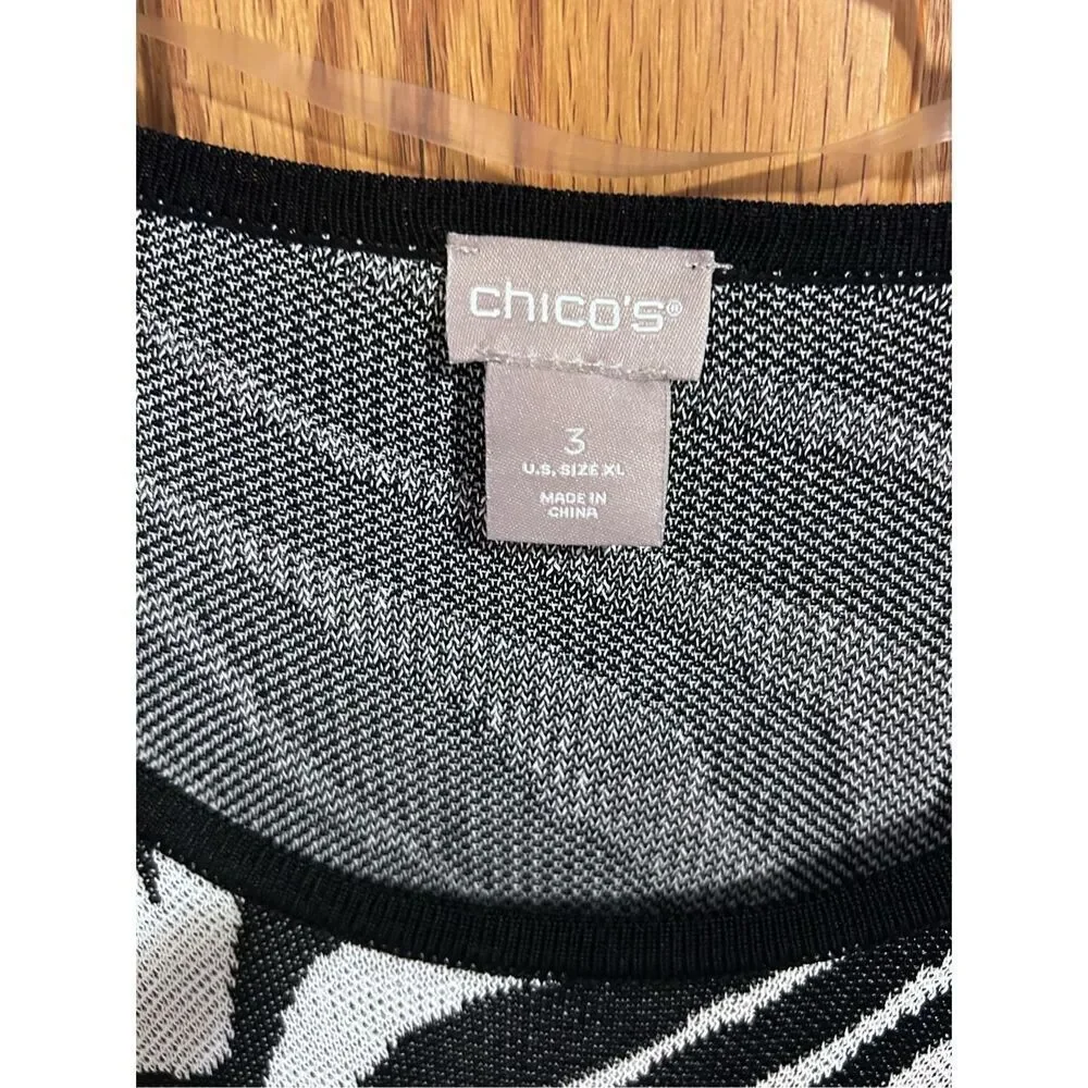 Chico’s Bold Black & White Zebra Print Tunic Sweater Size 3/US Size XL